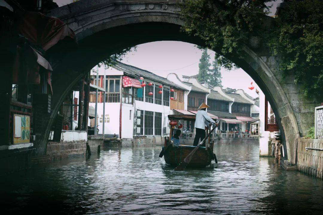 发现上海最有效和成果丰硕的 SEO 服务，帮助您在竞争激烈的数字市场中脱颖而出 (发现上海最有名的人物)